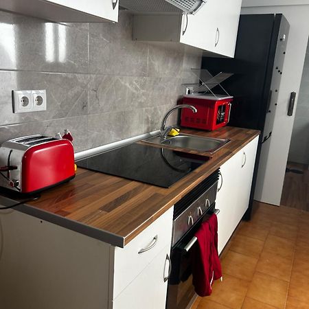 Mouse House Villa Новелда Екстериор снимка