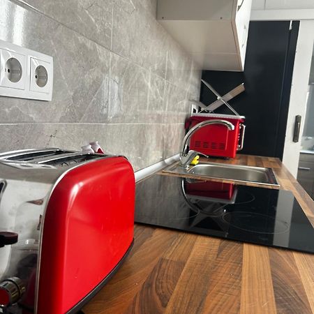 Mouse House Villa Новелда Екстериор снимка