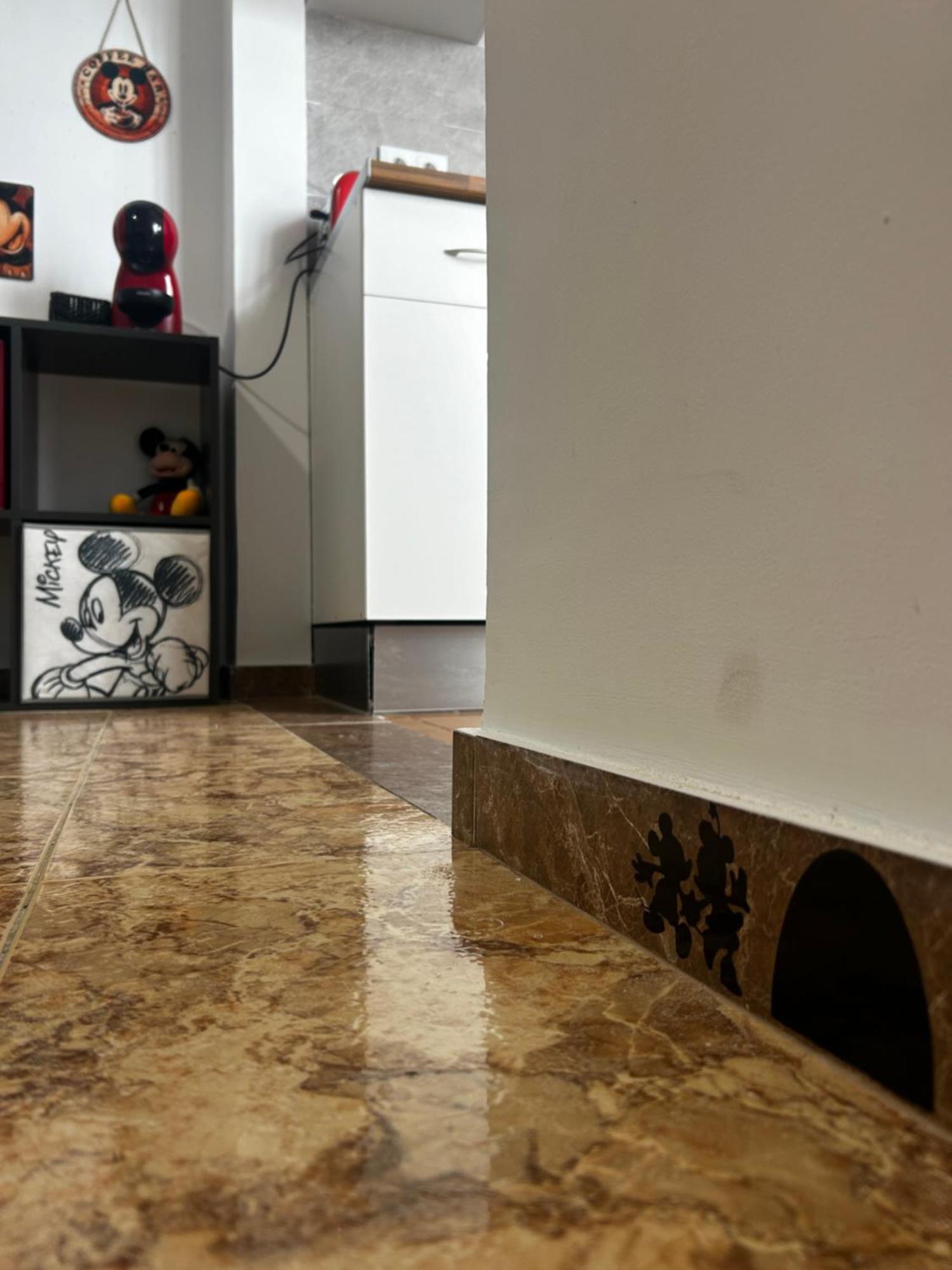 Mouse House Villa Новелда Екстериор снимка